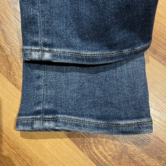 Denim Forum The Nico Mid-Rise Skinny Crop - Picture 9 of 12